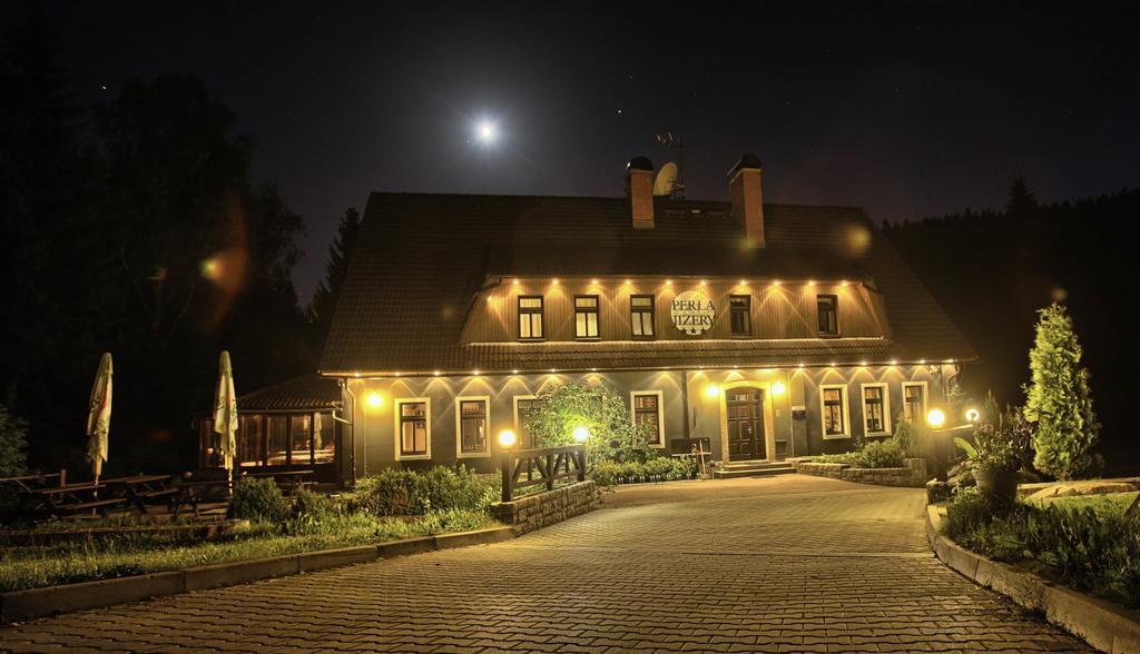 Hotel Perla Jizery Йозефув-Дул Экстерьер фото