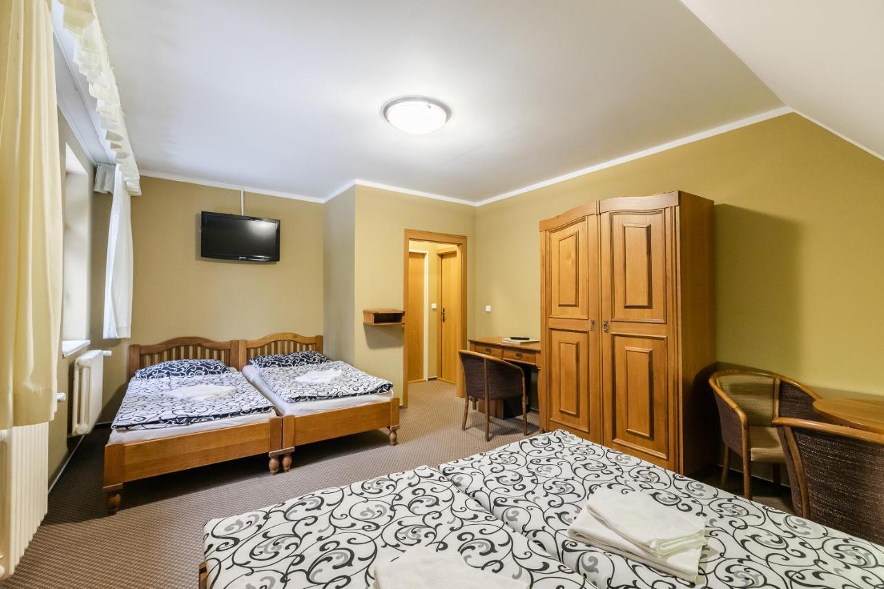 Hotel Perla Jizery Йозефув-Дул Экстерьер фото