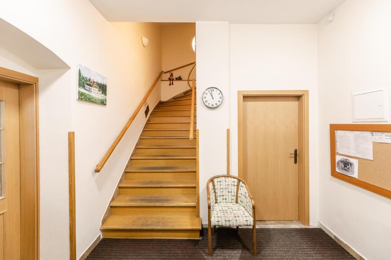 Hotel Perla Jizery Йозефув-Дул Экстерьер фото
