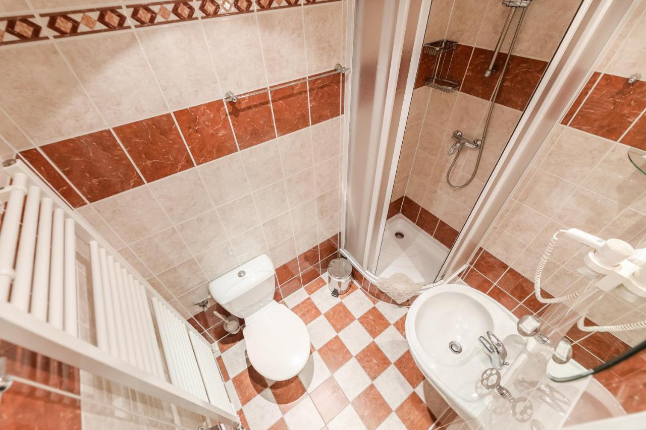 Hotel Perla Jizery Йозефув-Дул Экстерьер фото